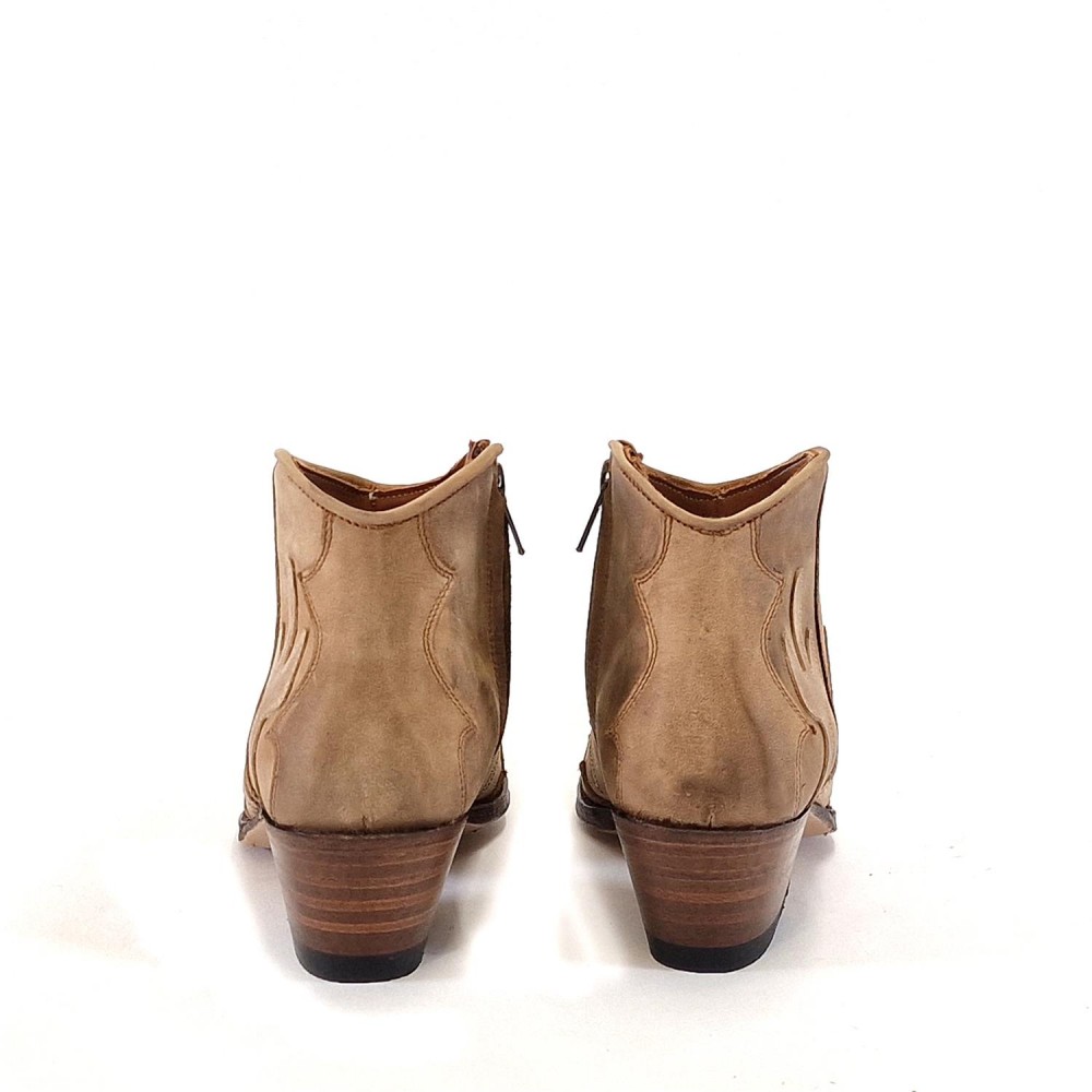 SENDRA Lia Floter Tang. Herradura