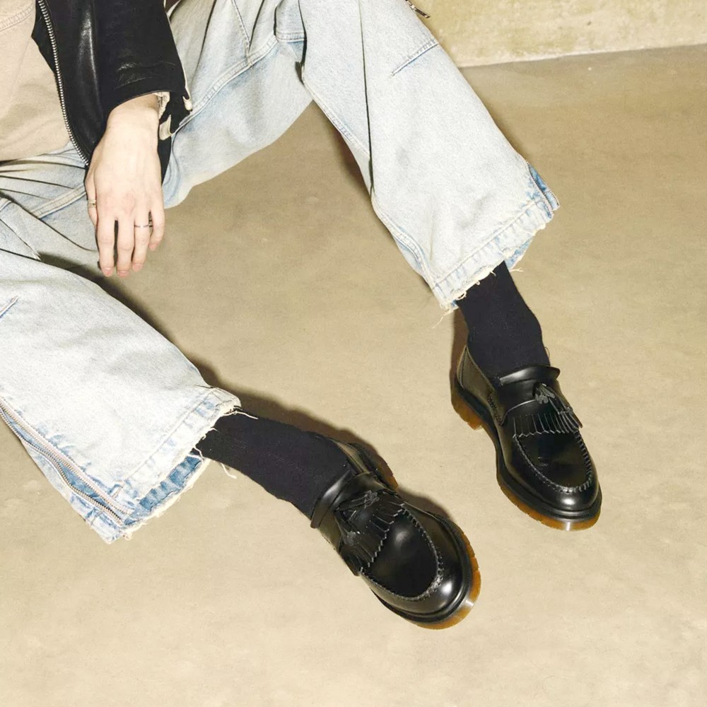 DR. MARTENS Adrian Polished Smooth