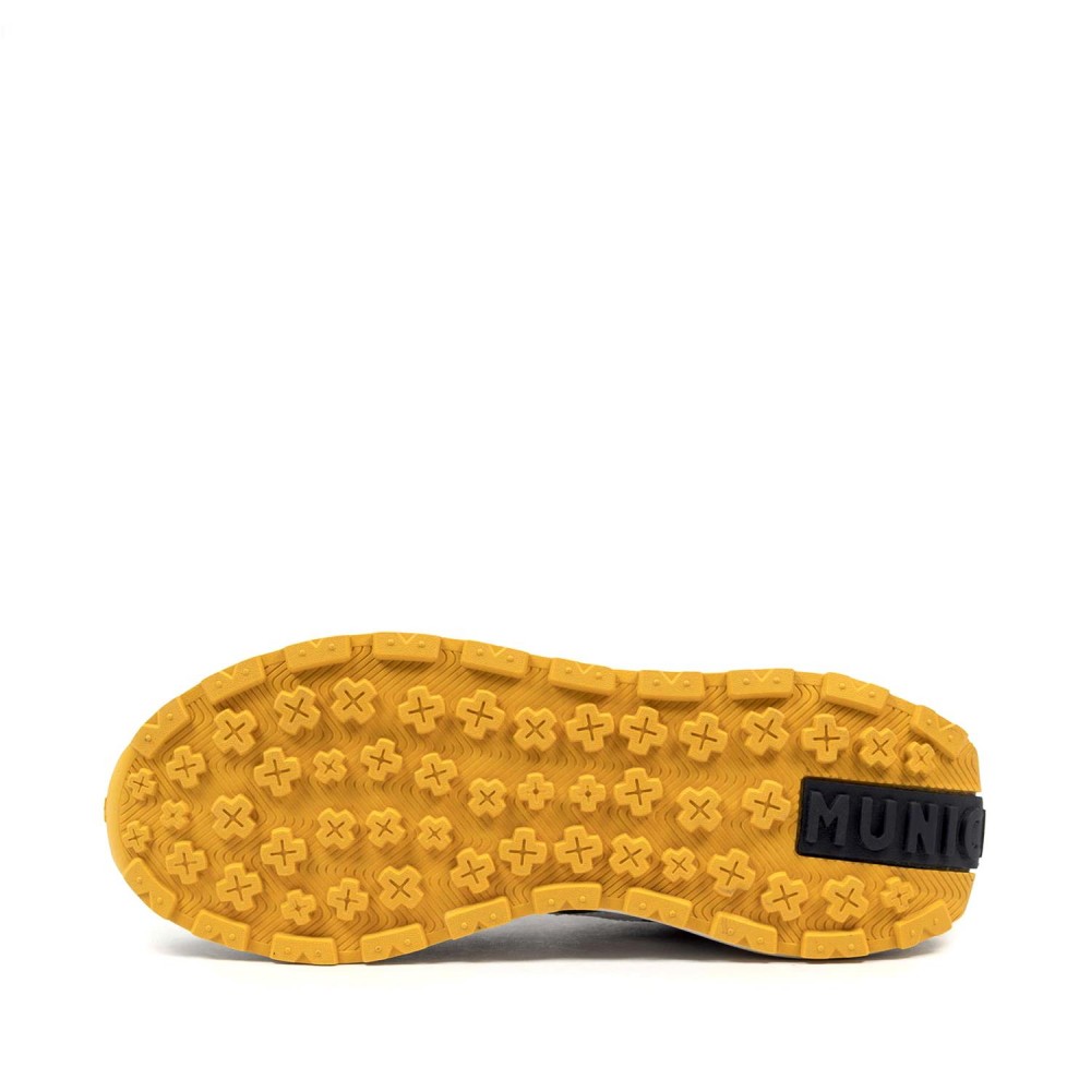 MUNICK BABEL 10 negro y amarillo