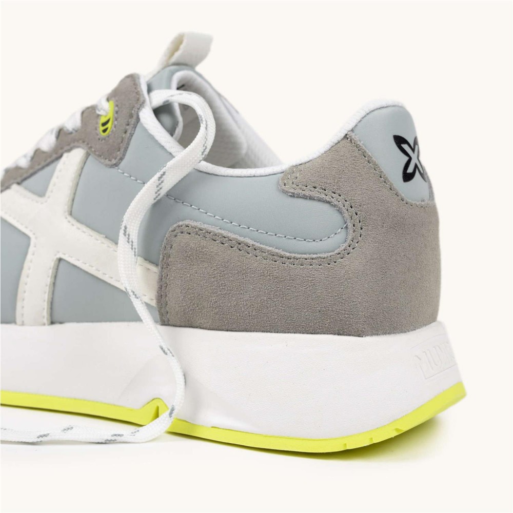 MUNICH Mamba 08 celeste, gris