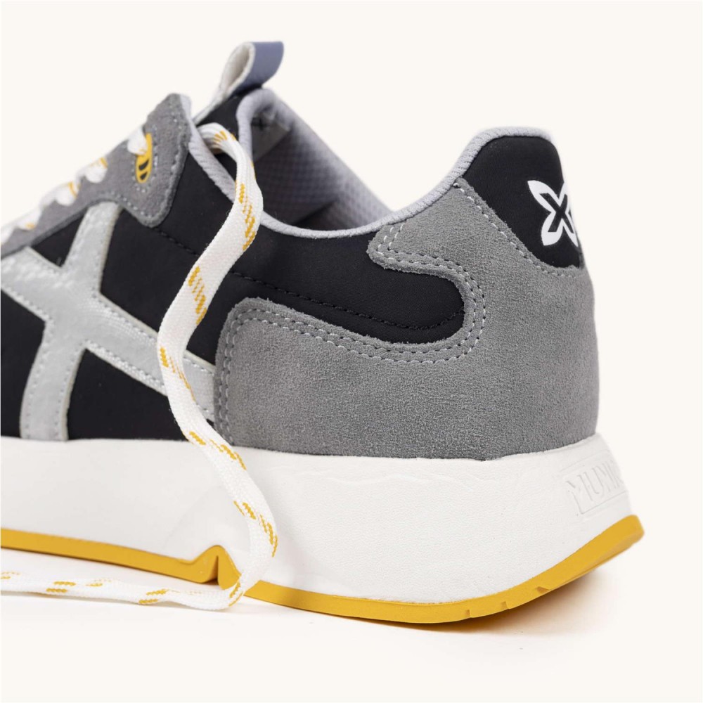 MUNICH Mamba 10 negro, gris y mostaza