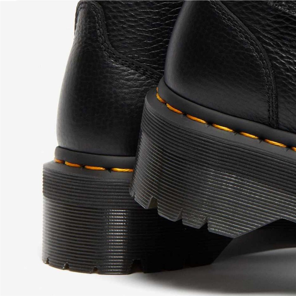 DR. MARTENS Devon Heard Black