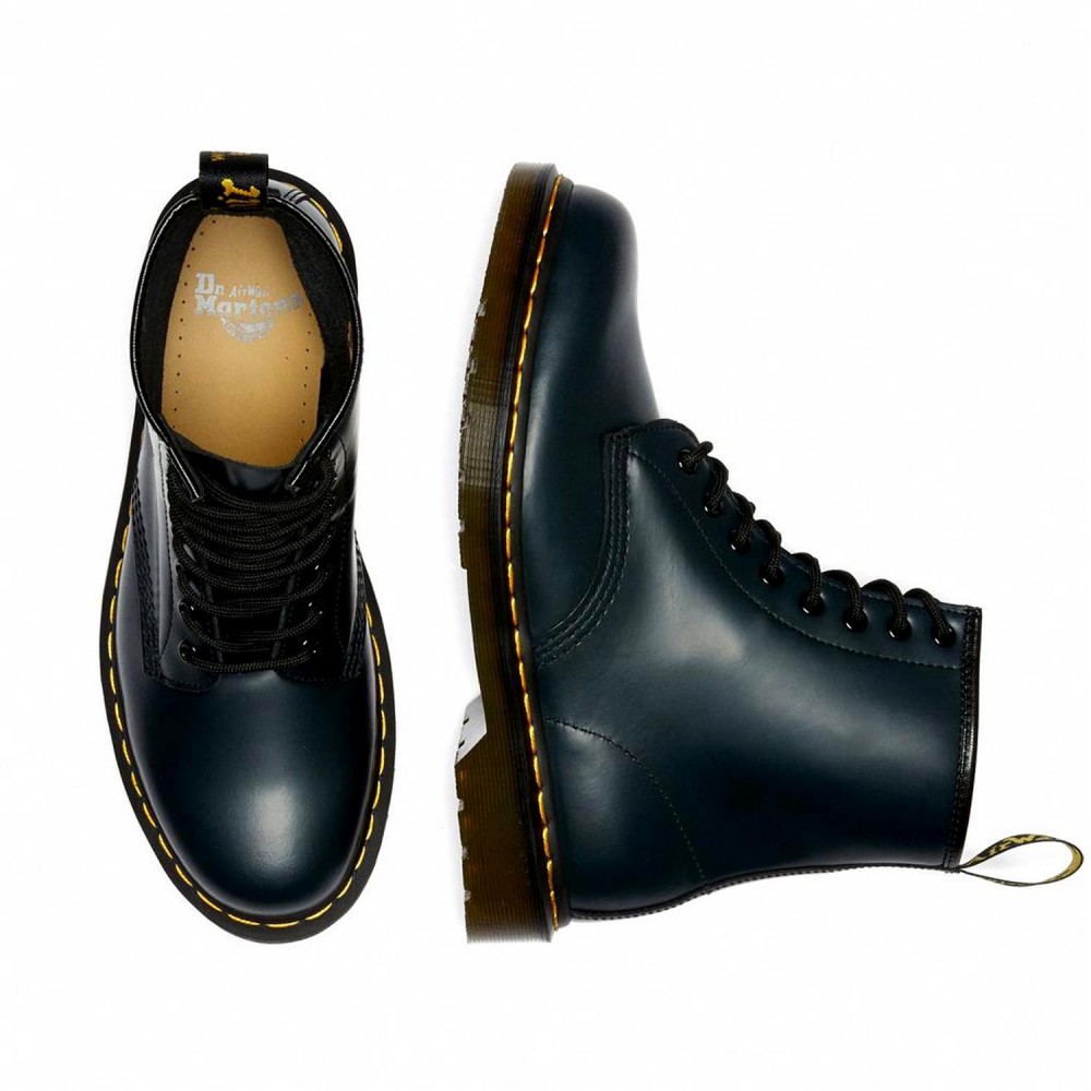 Bota de DR. MARTENS 1460 Navy Smooth disponible en THEWALKROOM.COM Talla 41  Color MARINO